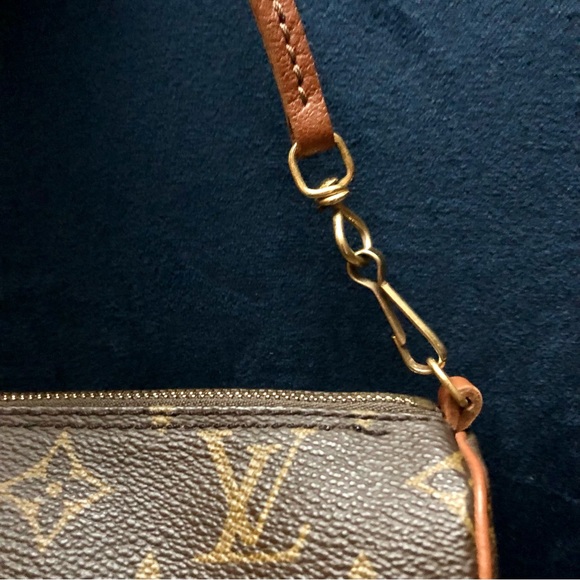 Vintage Louis Vuitton Monogram Papillon Nano Mini Pochette - Picture 7 of 15